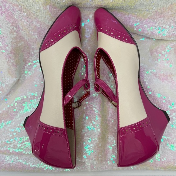 BAIT Footwear T-Strap Mary Jane Pink & Cream Retro Heels Size 10 - Picture 4 of 13